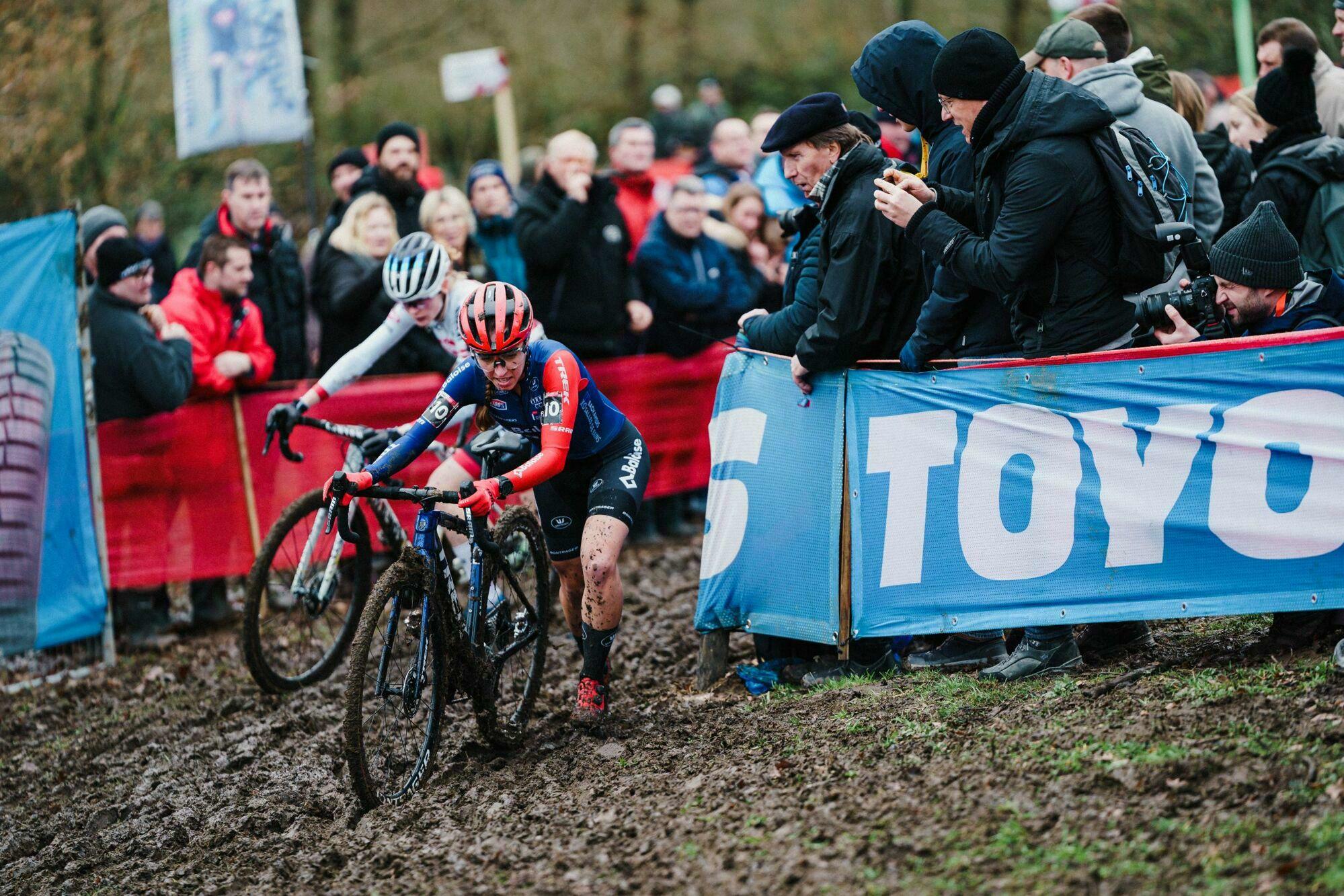 Van Anrooij en Van der Poel were the best in Gavere