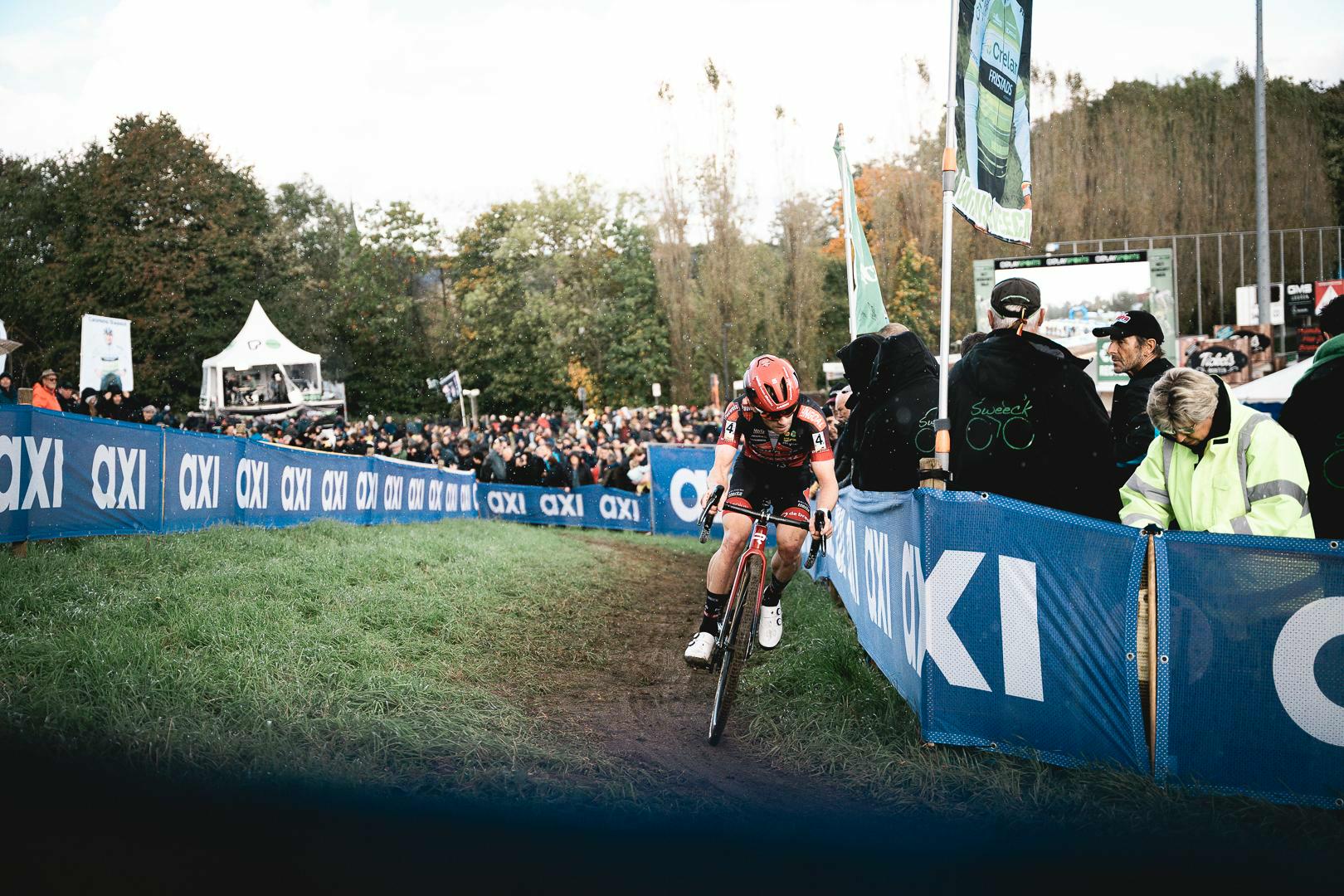 Une course spectaculaire dans et autour du Tenotsberg à Overijse