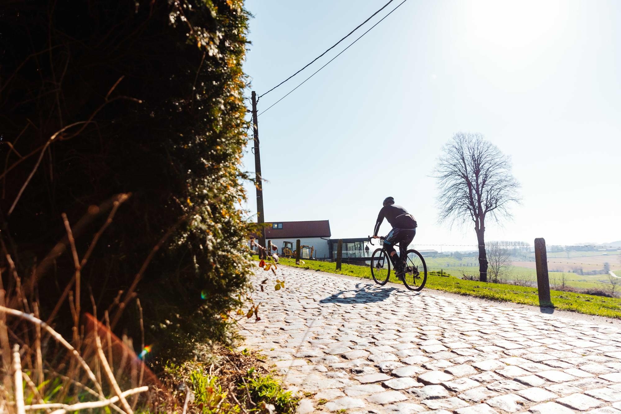 Découvrez et empruntez les parcours des classiques pendant le Teamleader CRM Classics Tour