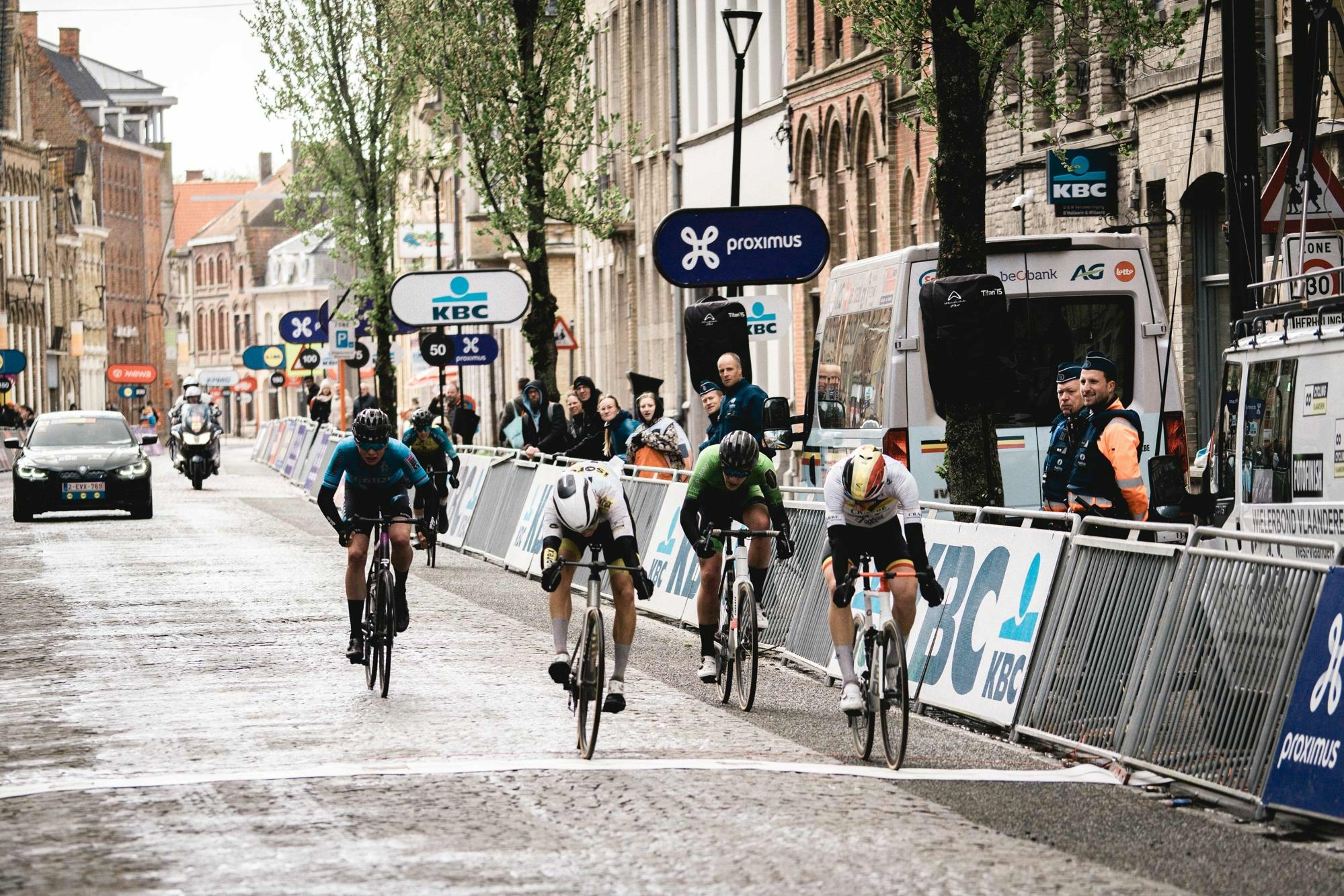 Emil Siegers wins the Katjeskoers