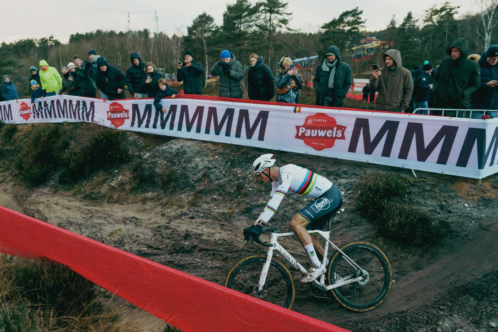 Pauwels Sauzen ook komende jaren Main Partner van UCI Wereldbeker Veldrijden