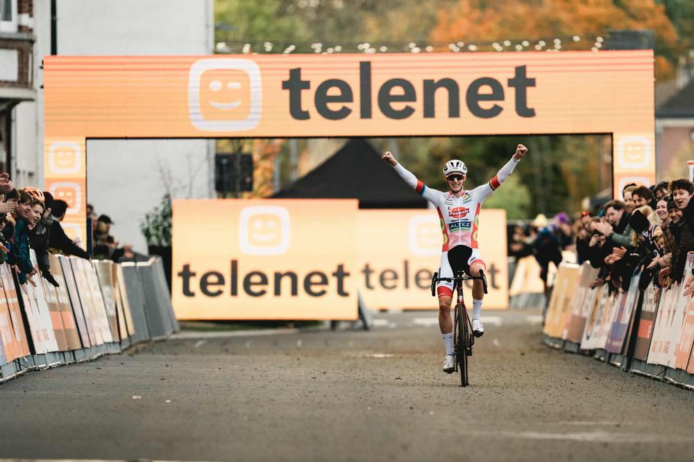 Vanthourenhout triumphs again in Overijse after Ruddervoorde win