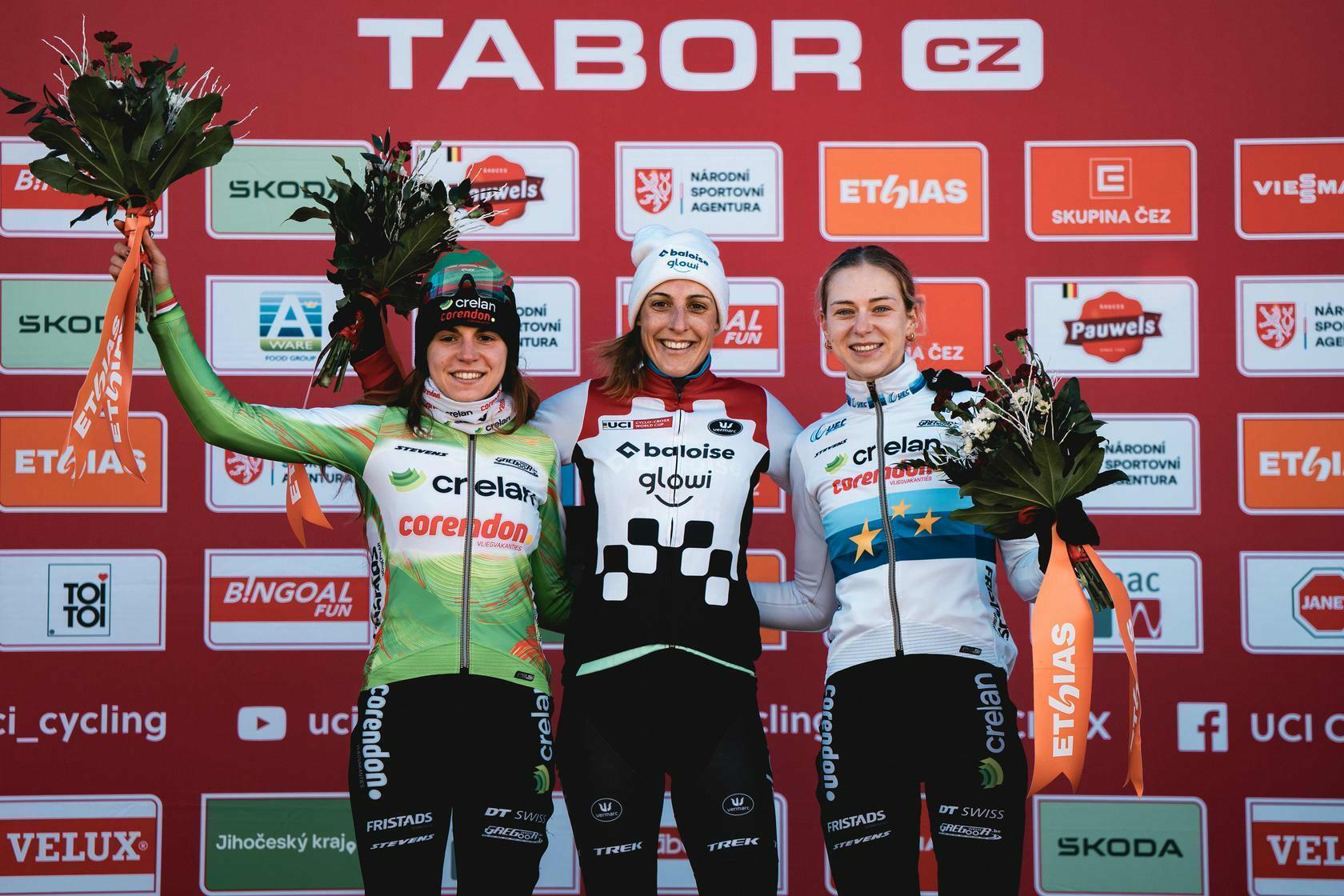 Brand houdt Casasola af in Tábor