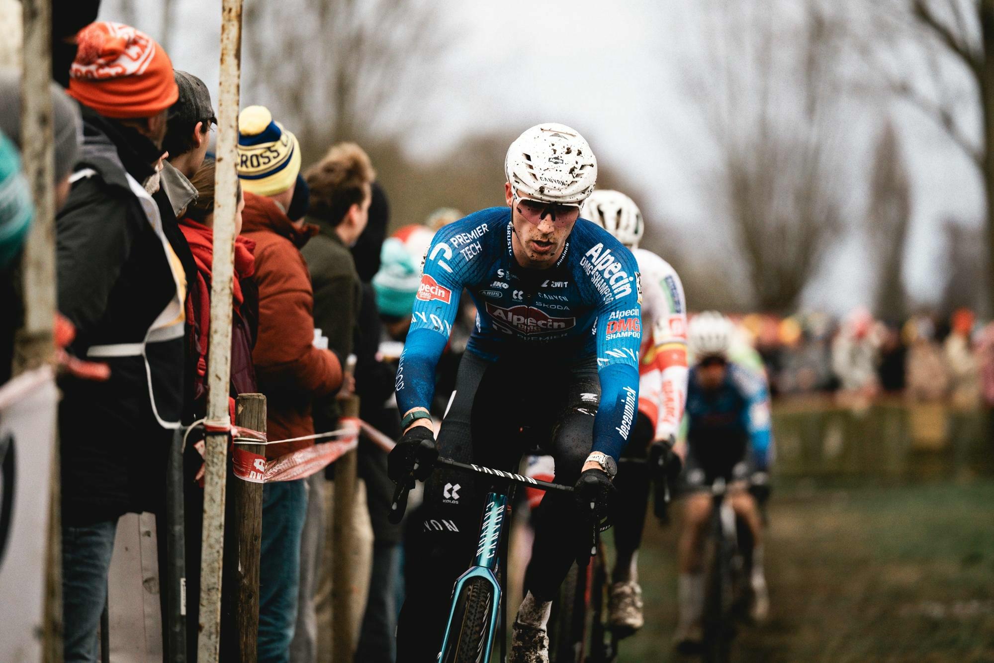 Vandeputte wins his first Telenet Superprestige round in Gullegem