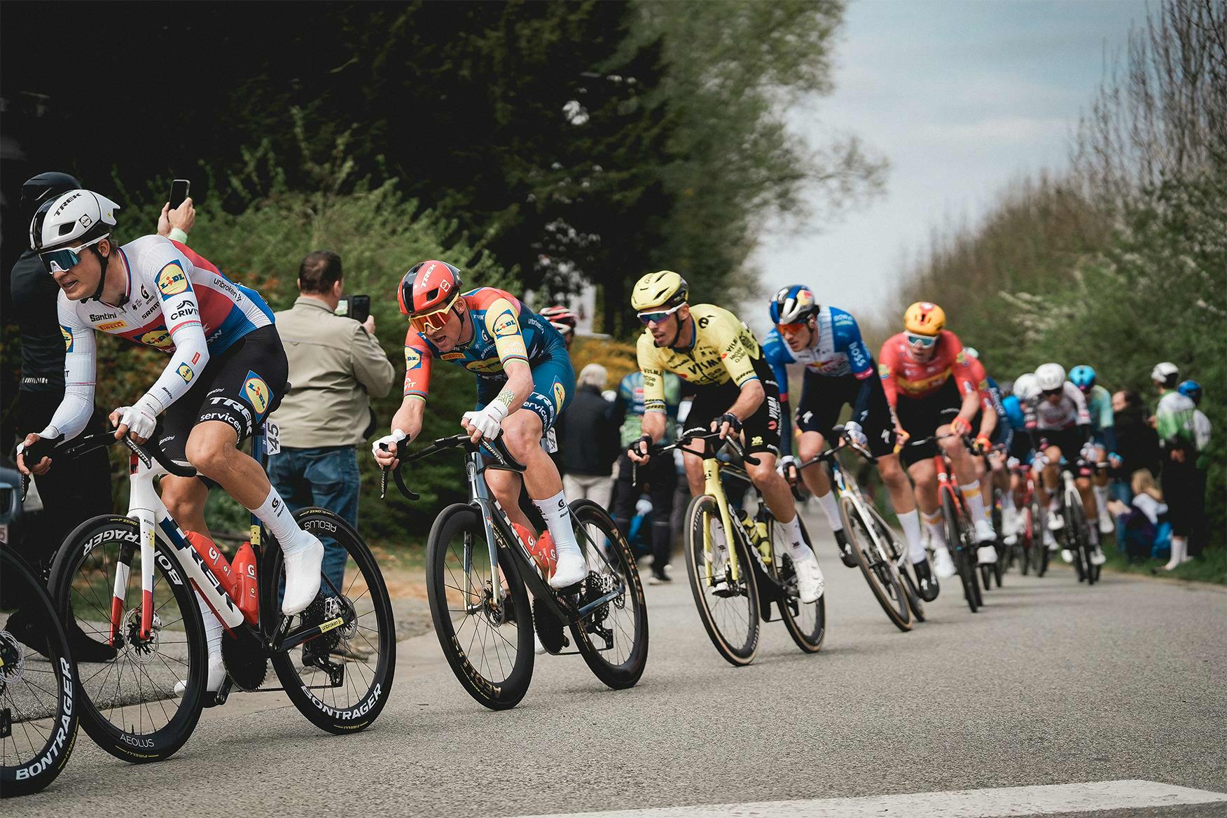 Ganna overtakes Van Aert in final meters to win 80th edition of Dwars door Vlaanderen