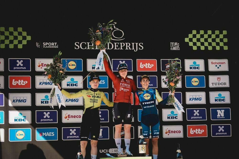 Kool sprints to victory in the Scheldeprijs
