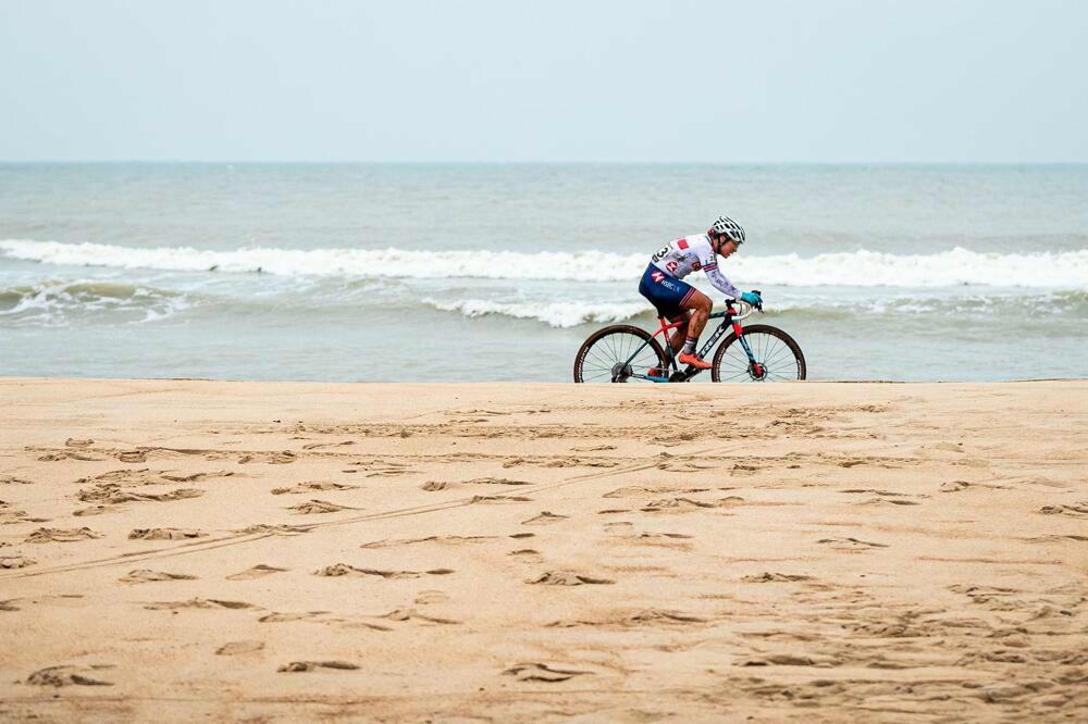 Lotto devient Main Partner des Championnats du Monde de cyclo-cross 2027 à Ostende