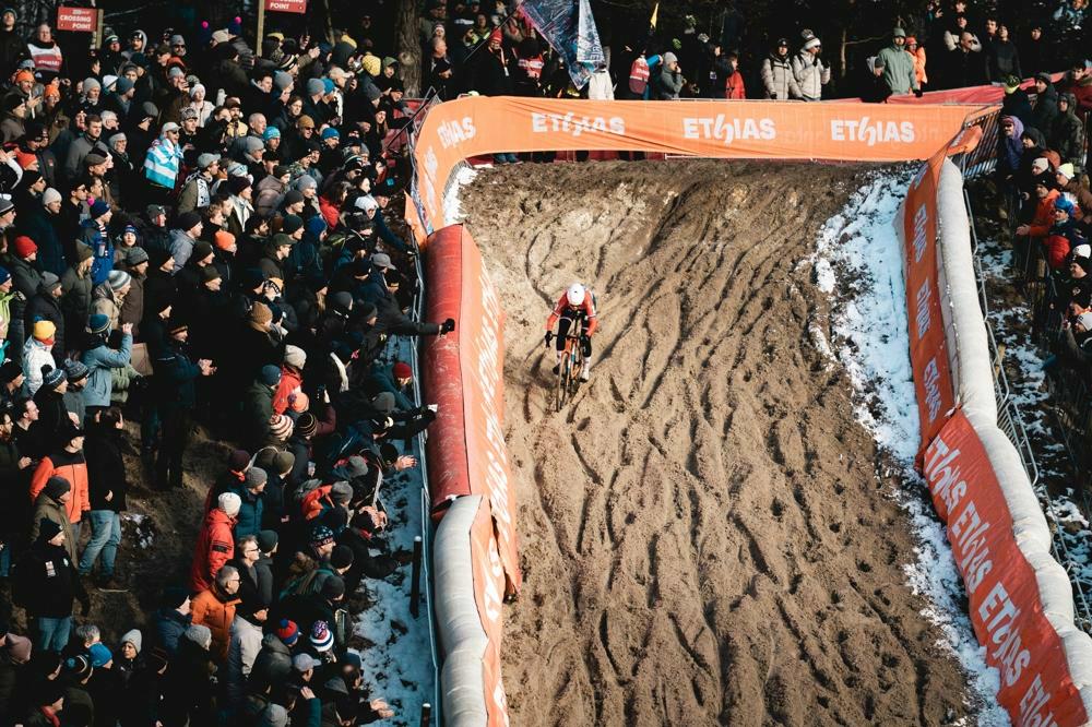 Ethias verlengt partnership met UCI Wereldbeker Veldrijden en ondersteunt WK veldrijden 2027