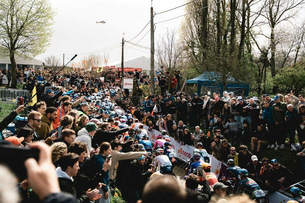 Stay in the loop: discover the new Flanders Classics WhatsApp Community