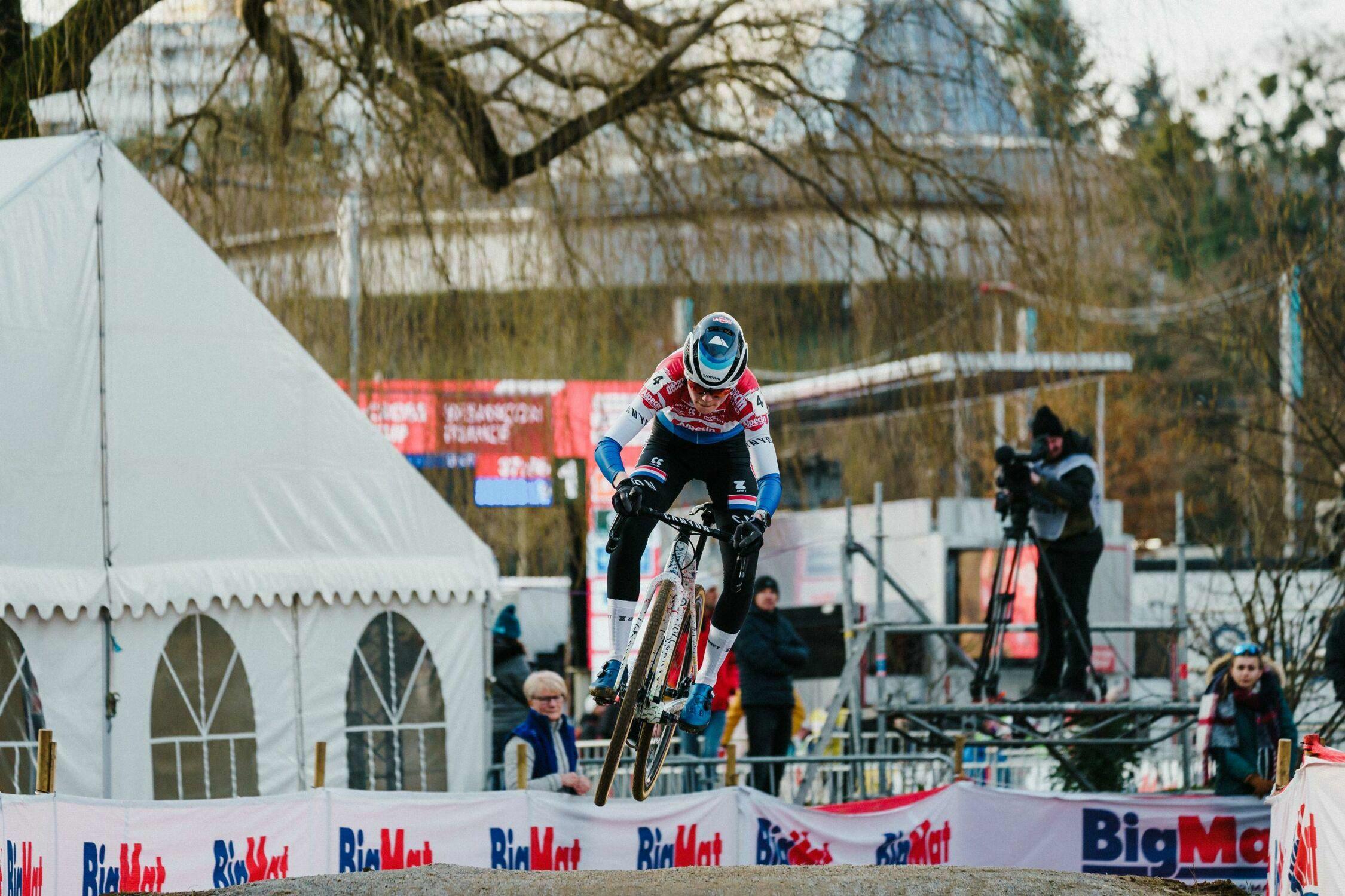 Mechanical problems don’t keep Pieterse from winning in Besançon