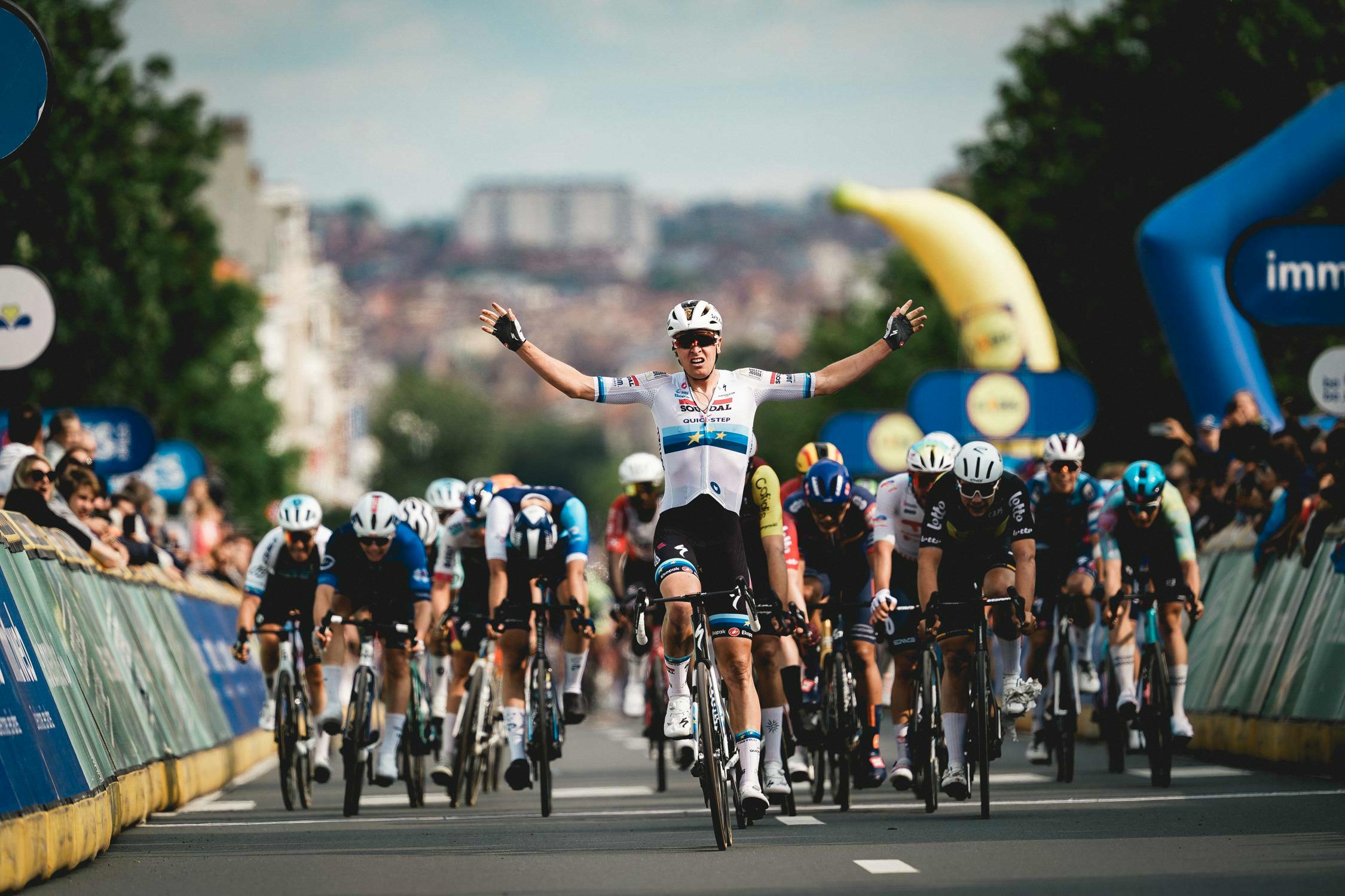 Merlier sprints to a dominant victory in the Brussels Cycling Classic
