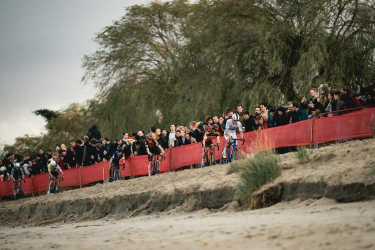 Mercedes-Benz Vans new Official Partner of the UCI Cyclo-cross World Cup