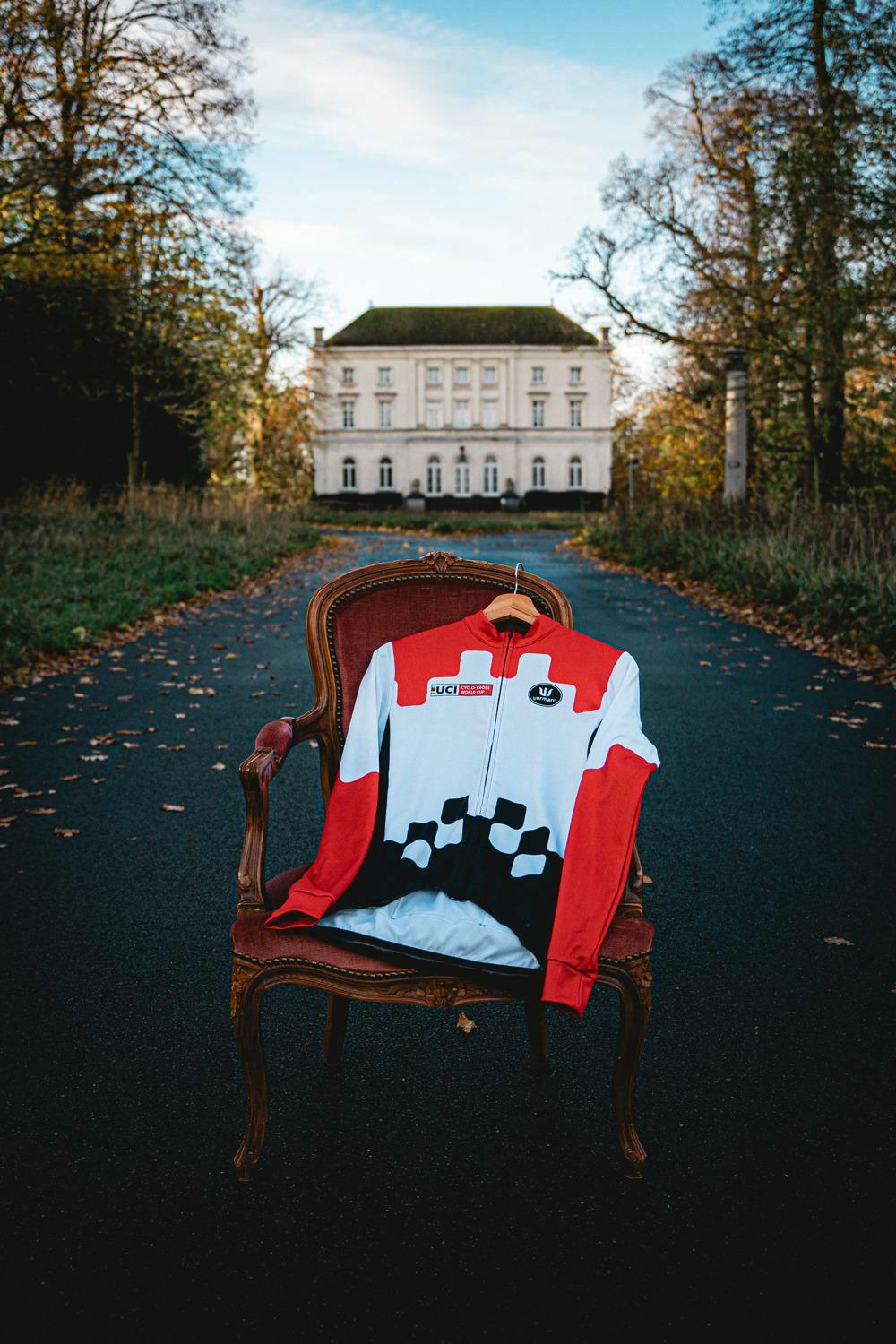 Vermarc Sport fournit le nouveau maillot de leader pour la Coupe du Monde Cyclo-cross UCI