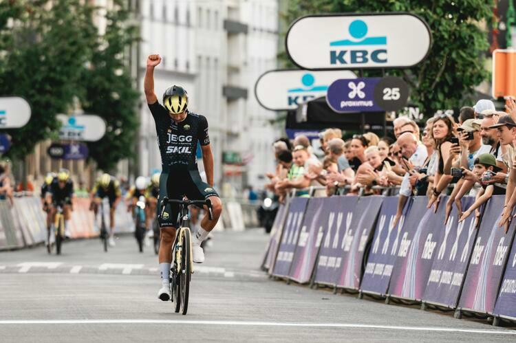 Wändel triomphes in the Men U19’s race