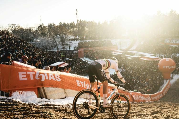 Ethias verlengt partnership met UCI Wereldbeker Veldrijden en ondersteunt WK veldrijden 2027